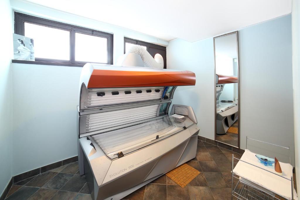 Aquamaris Otel Sala Baganza Dış mekan fotoğraf